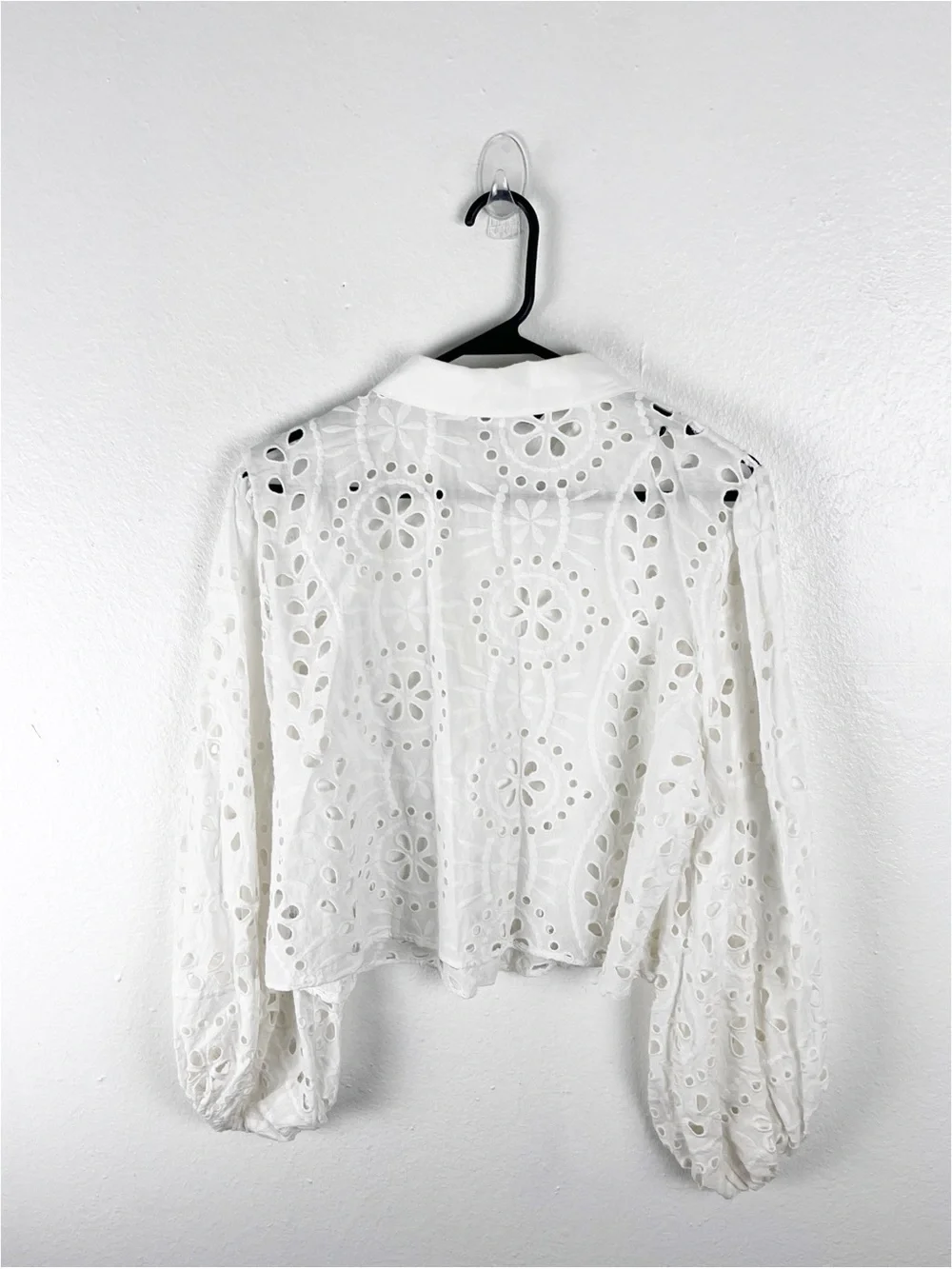 ZARA 100% Cotton White Eyelet Button Long Puff Sleeves Crop Top XL Boho Neutral